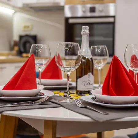 Pekovic Green-apartman Pama شقة زلاتيبور