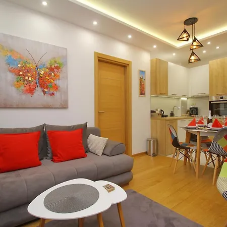 Pekovic Green-apartman Pama