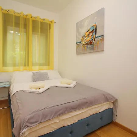 شقة Pekovic Green-apartman Pama