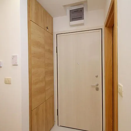 Pekovic Green-apartman Pama * زلاتيبور