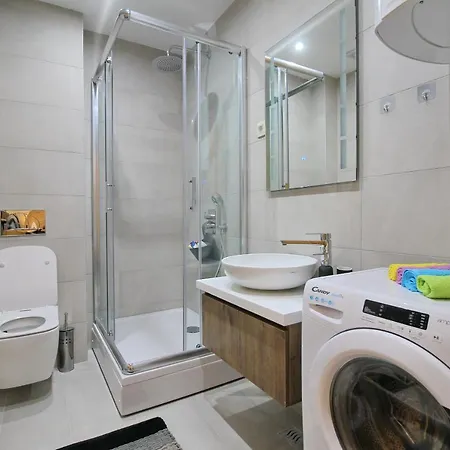 Pekovic Green-apartman Pama شقة