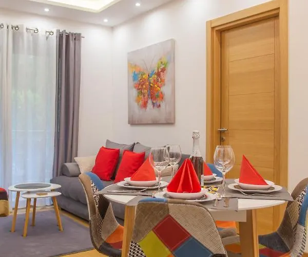 Pekovic Green-apartman Pama Apartament *