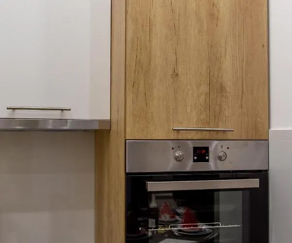 Pekovic Green-apartman Pama ズラティボール